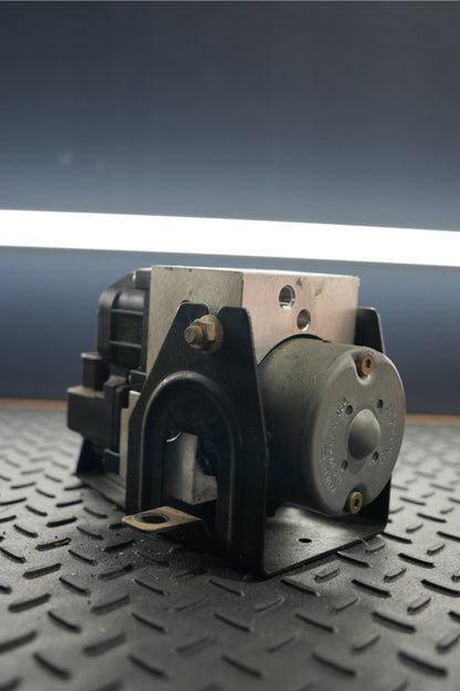 NB Mx-5 ABS MODULE/PUMP