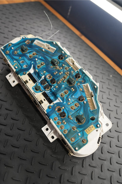 NB1 MX-5 gauge cluster